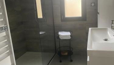 Maison paisible proche du centre - Foto 2, Shower