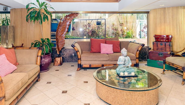 Bamboo Hotel with Pool Access - Foto 3, Zona de estar del vestíbulo