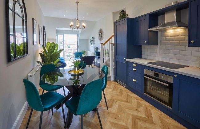 Host Stay The Penthouse at Prospect Hill Apartments - Photo 7