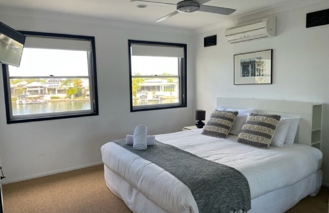 Noosa Entrance Waterfront Resort - Photo 45