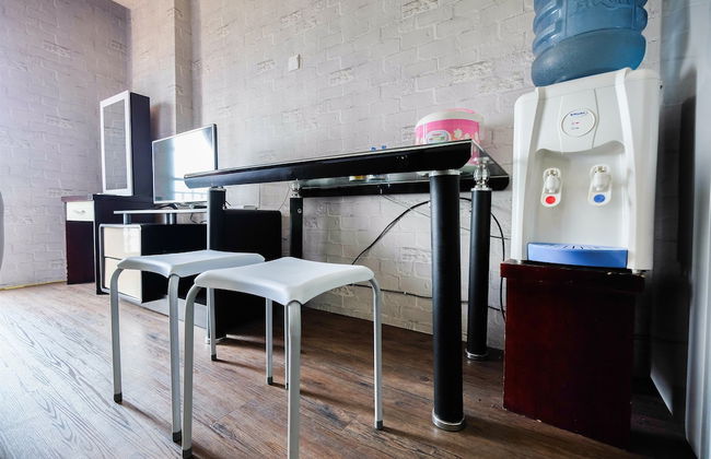 Studio Room at Sunter Park View Apartment By Travelio - Foto 8