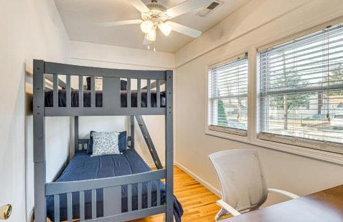 Walk to Beach Keansburg Home with Patio and Fire Pit! - Foto 15