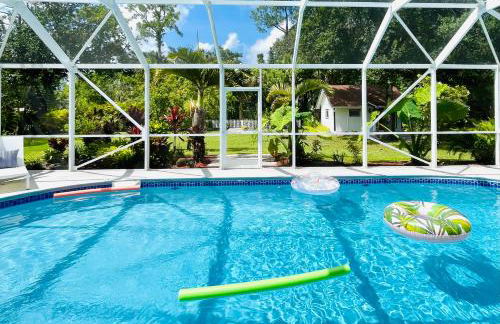 Luxury Jupiter Farm Getaway Pool, BBQ, Game Shed - Foto 1