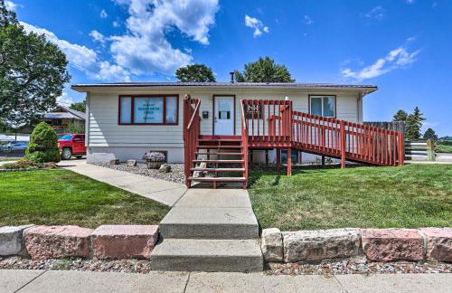 Walk to Main St Sturgis Apt with Grill! - Foto 3