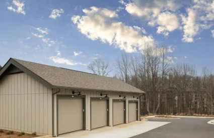 Landing Stylish 1BD Pool Clubhouse - Photo 18