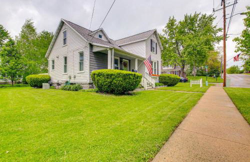 Lavish House with Patio - 2 Blocks to Green Lake! - Foto 32