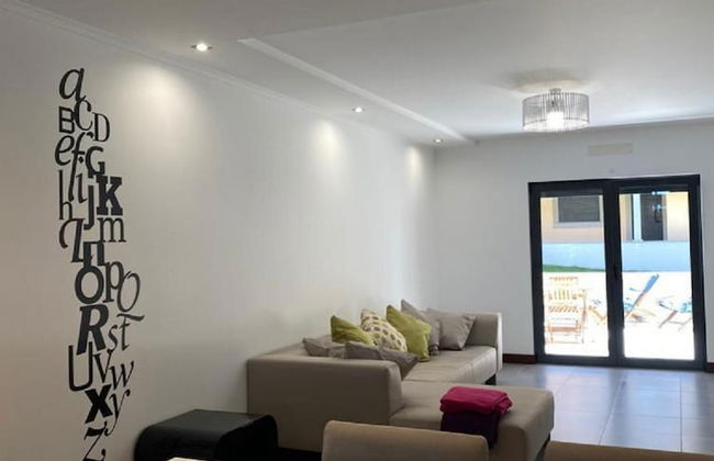 Sunset House With Seaview Terrace by Vacationy - Foto 26