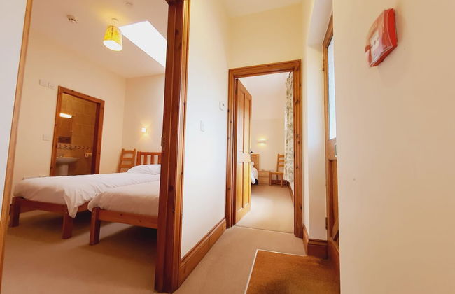 The Victorian Barn self catering holidays with pool & hot tubs - Photo 29