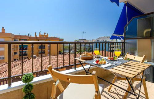 WintowinRentals Charming Apartment with Sunny Terrace near the Sea - Photo 3