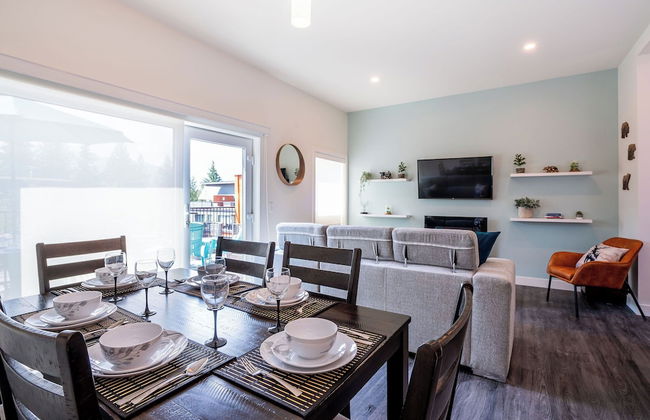 Peak Paradise by Revelstoke Vacations - Photo 6