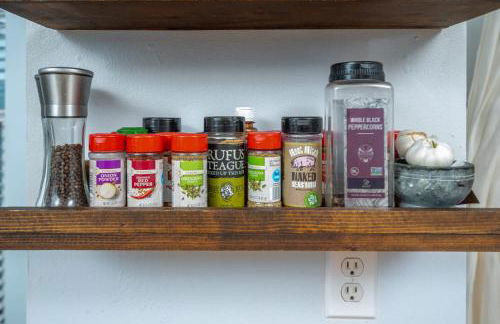 Modern 3-BR Townhome w Private Backyard Near RTP - Foto 43