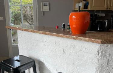 Villa 10 P piscine lagon avec vue époustouflante proche Uzès - Foto 23