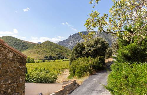 Charming Holiday Home in Tautavel with Balcony - Photo 26