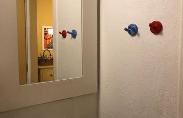 Villa with swimming pool and tennis/basketball court - Foto 46