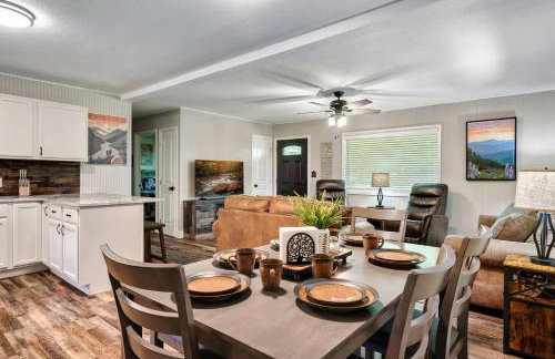 Guest Favorite Cottage Nr Dollywood Hot Tub, Fire Pit, Cable - Foto 4