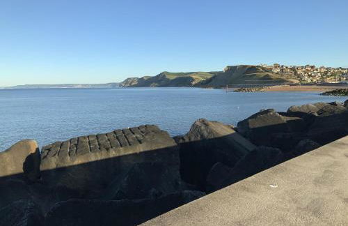 Church Cottage, Charmouth - Photo 30