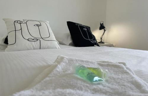 Presqu'île, appartement neuf avec balcon, salle de gym et parking - Photo 10