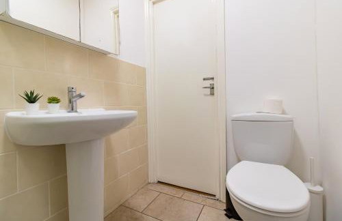 Great offers on Long Stays!! LaLuNa Apartments - Foto 35