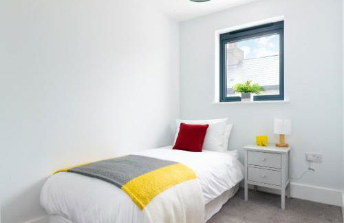 Lakeside property with spa on a nature reserve Bulrushes BV04 - Photo 9