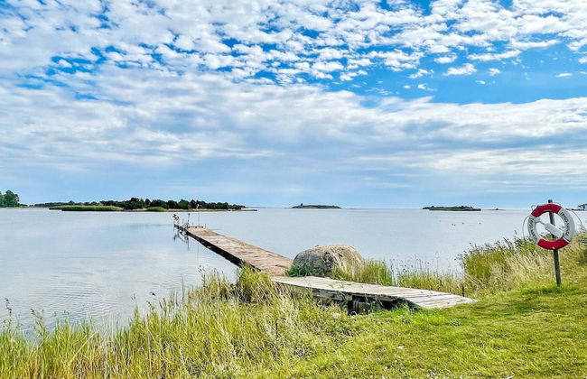 Charming Cottage Near Sea and Trails - Foto 13