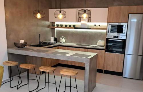 Courtyard Luxury Suites “ APOSTOLOS” - Foto 9