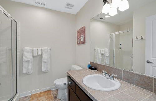 Hillsboro's Best at Your Doorstep with pool & gym - Foto 17