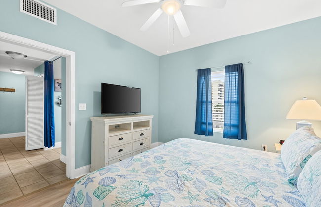 Laketown Wharf by Book That Condo - Foto 39