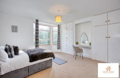 Spacious 6-Bedroom House with Parking in Bridgwater Ideal for Contractors & Group Stays - Foto 3