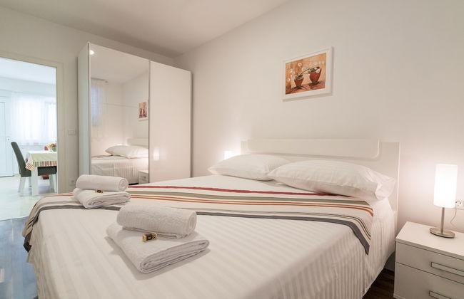 Drop In Split Suites - Photo 4