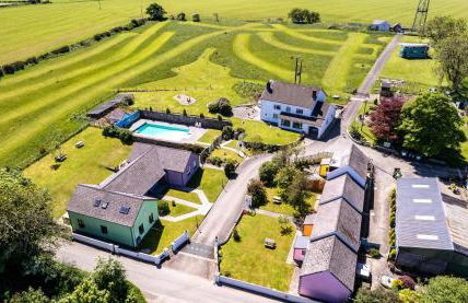 Trenewydd Farm Holiday Cottages - Foto 1
