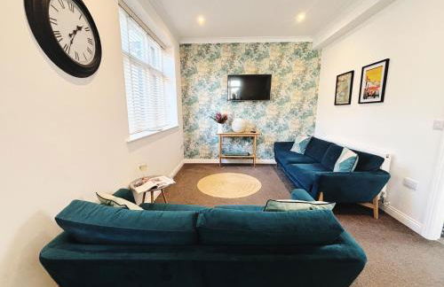 Potters Lodge - private parking & self check in - Foto 10