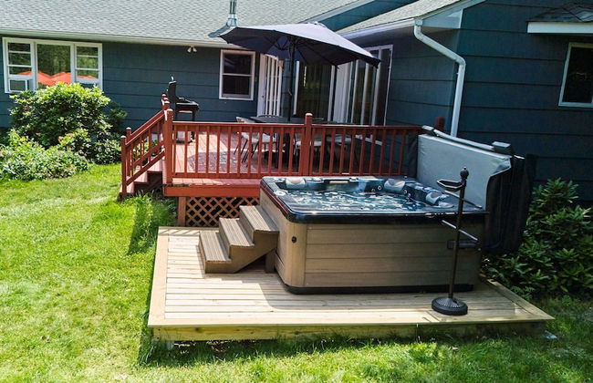 HV Spacious Retreat w Pool No Cleaning Fee - Foto 26