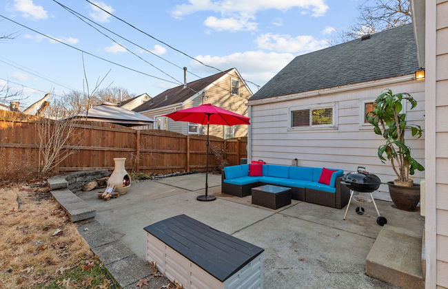 Metropolitan Escape I JZ Vacation Rentals - Photo 37