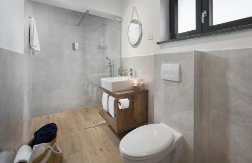 VILLA del SOL with large garden perfect for families - Foto 12