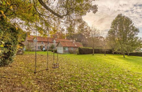 Field Row - Photo 44