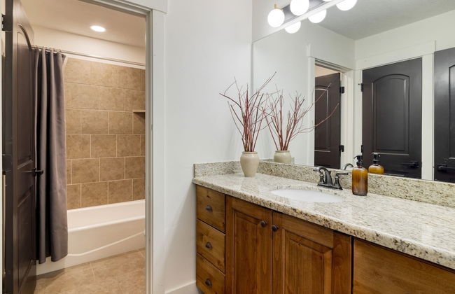 Abigail Drive Year-round Retreat With Hot Tub Near Park City Adventures Skiing - Photo 24