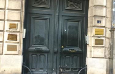 Le Jardin Darcy Liberté Hyper centre gare-ville parking public payant dans la rue - Foto 4