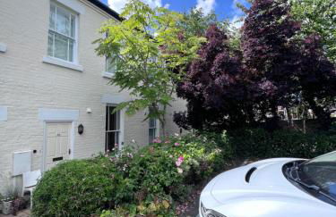 Fabulous 2 bed Historic Ground floor apartment Belper with free car parking next to property - Foto 5