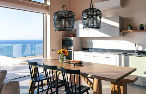 Villa Balance, Unwind with Panoramic Sea Views, by etouri - Foto 16