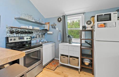 Sunset Shores - Sunflower Cabin #4 by Simple Life Rentals - Foto 6