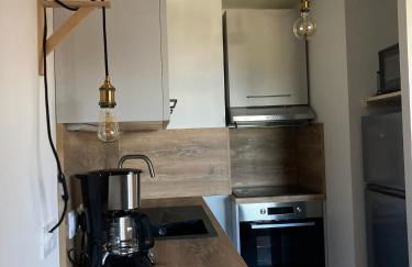 Skis aux pieds IN-OUT, Linge inclus, Parking et WIFI gratuits, proche du centre et tout confort, Mont Vallon Lodge Méribel Mottaret - Foto 4