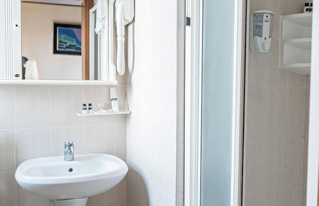 STUDIO VENICE GUESTHOUSE - Photo 11