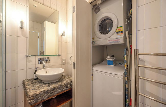 Apartment On The Beach - Photo 16