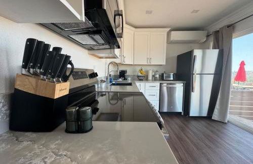 Serenity - Amazing Views & Modern Charm - Photo 11