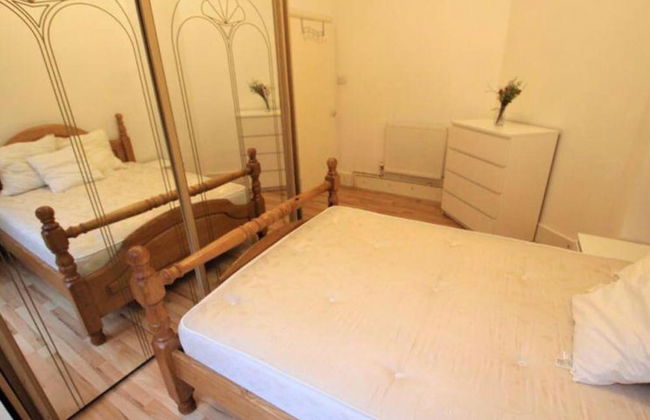 Immaculate One Bed in Tower Bridge Luxurious Taste - Photo 4