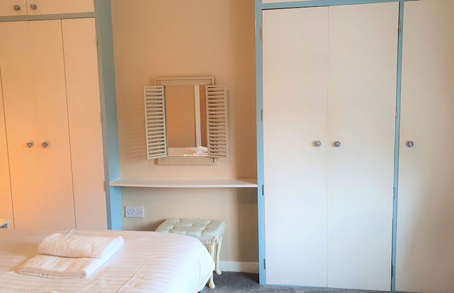 Large 5 Bedroom House Terrace Parking - Foto 2