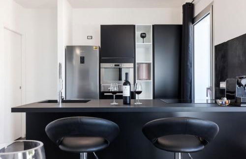 Leonida's Home - Shared Pool, Jacuzzi and beach 150mt - Foto 12