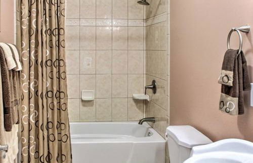 Waterfront NOLA Villa 23 Mi to French Quarter! - Foto 15