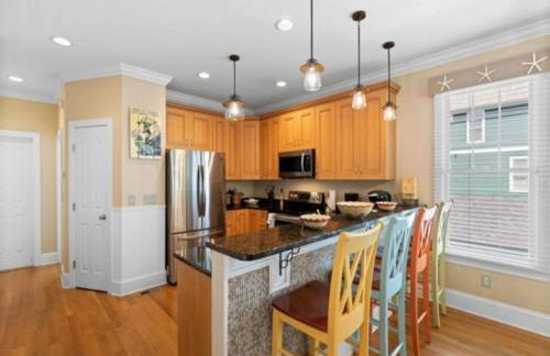 After Dune Delight - Relax and unwind in this fun and spacious 3 story home, Light, Bright, and close to everything! townhouse - Photo 13