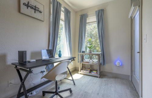 Riverwalk and Pool view Apt with King bed Infinity Pool Gym Free Parking - Foto 8